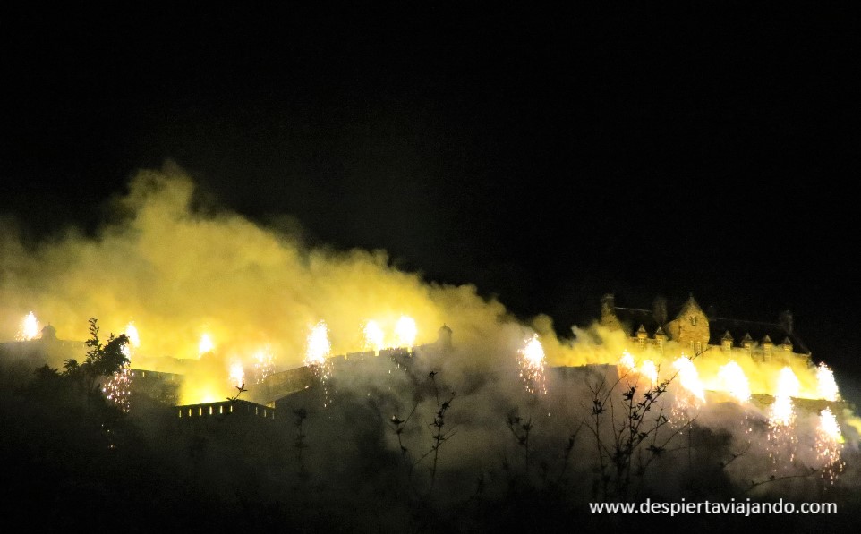 Musica y fuegos artificiales en Edimburgo