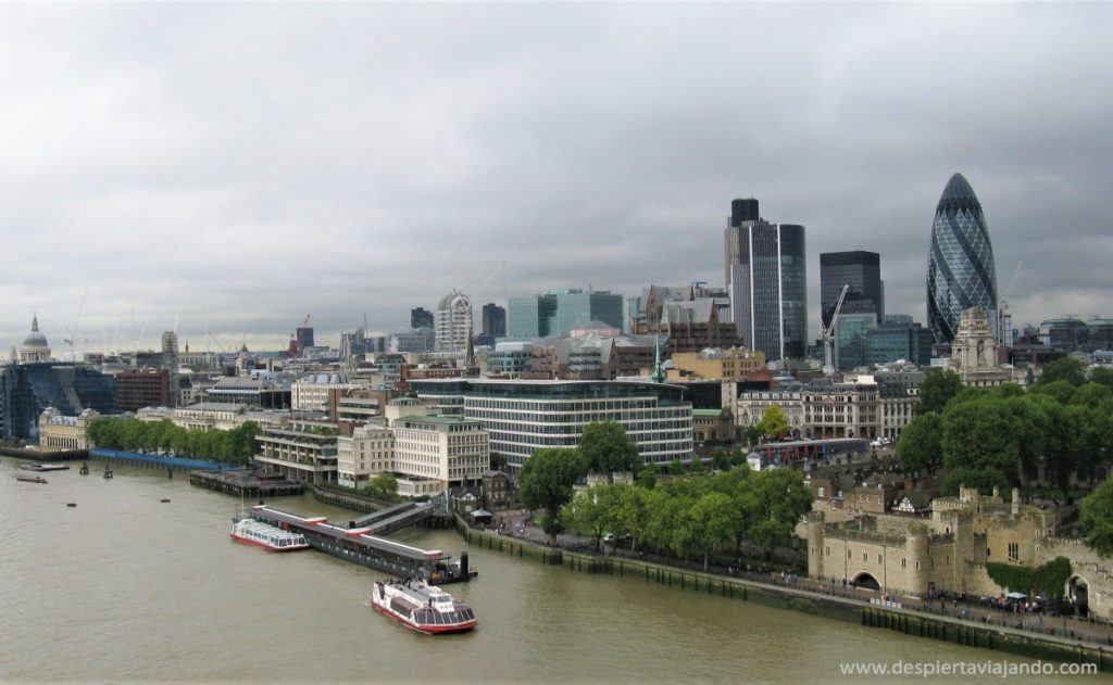 Vista desde el Puente de la Torre de Londres Southwark